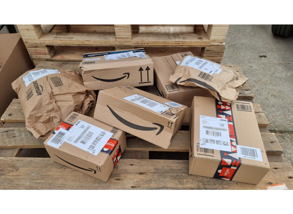 Diverse Amazon Retourpakketten (9)