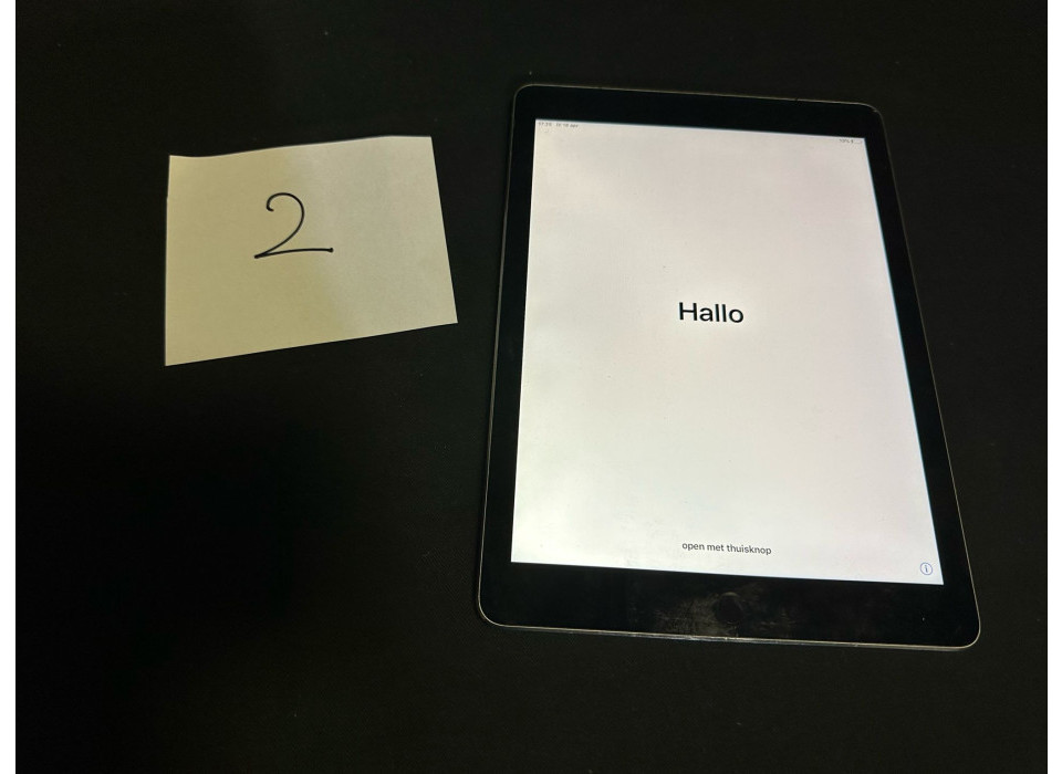 iPad Pro 9.7 inch Wi-Fi + Cellular 32GB - #2